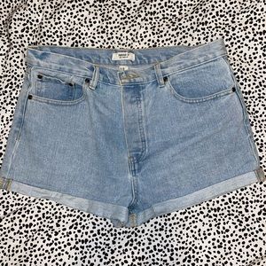 Denim shorts - ⭐️FREE shipping ⭐️